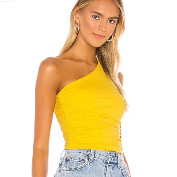 Superdown Anna cropped ruched one shoulder top - Picture 6 of 8